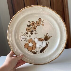 Vintage Hearthside Baroque “Autumn Fair” Dinner Plate, 1